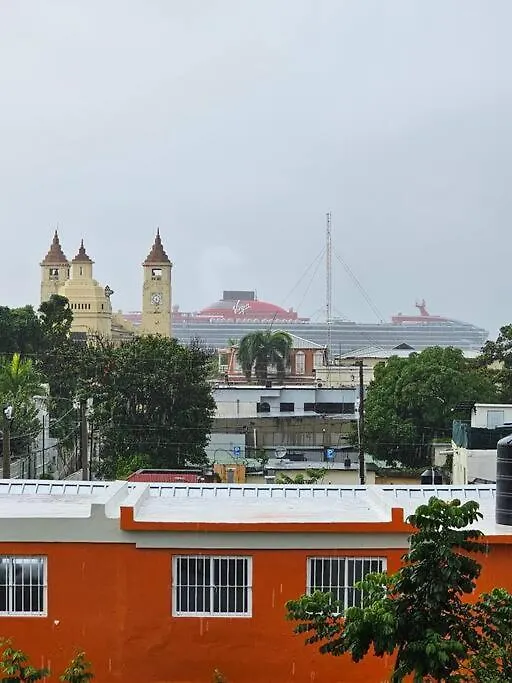 Vista A Toda La Ciudad Y Montana Puerto Plata 0*,